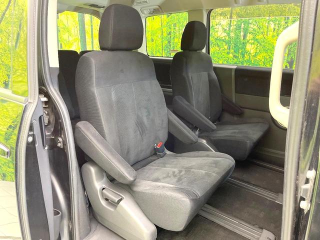 デリカＤ：５ Ｄ　パワーパッケージ　禁煙車　４ＷＤ　アルパイン９型ナビ　フリップダウンモニター　ＨＩＤヘッド　パワーバックドア　バックモニター　両側パワスラ　前席シートヒーター　ＥＴＣ　クルコン　リアクーラー　リアヒーター　パドルシフト（9枚目）