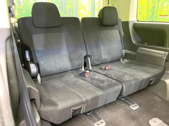 デリカＤ：５ Ｄ　パワーパッケージ　禁煙車　４ＷＤ　アルパイン９型ナビ　フリップダウンモニター　ＨＩＤヘッド　パワーバックドア　バックモニター　両側パワスラ　前席シートヒーター　ＥＴＣ　クルコン　リアクーラー　リアヒーター　パドルシフト（10枚目）