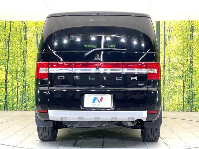 デリカＤ：５ Ｄ　パワーパッケージ　禁煙車　４ＷＤ　アルパイン９型ナビ　フリップダウンモニター　ＨＩＤヘッド　パワーバックドア　バックモニター　両側パワスラ　前席シートヒーター　ＥＴＣ　クルコン　リアクーラー　リアヒーター　パドルシフト（16枚目）