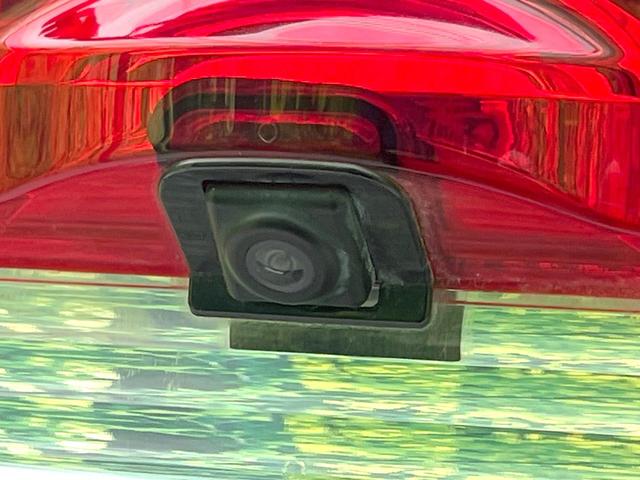 デリカＤ：５ Ｄ　パワーパッケージ　禁煙車　４ＷＤ　アルパイン９型ナビ　フリップダウンモニター　ＨＩＤヘッド　パワーバックドア　バックモニター　両側パワスラ　前席シートヒーター　ＥＴＣ　クルコン　リアクーラー　リアヒーター　パドルシフト（53枚目）