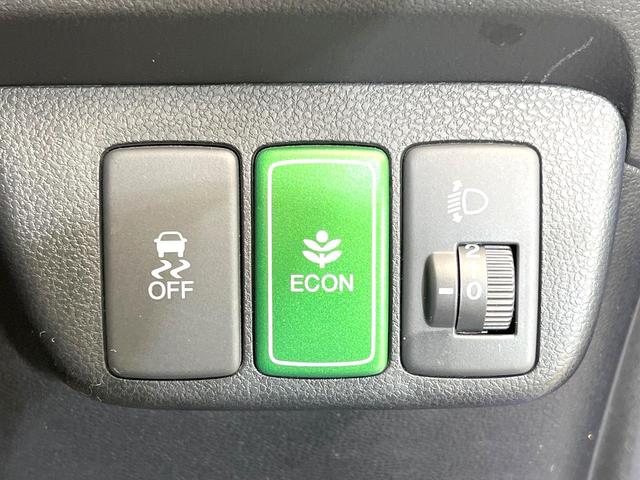 フィットシャトルハイブリッド ハイブリッド　禁煙車　純正ナビ　バックモニター　クルコン　ＥＴＣ　ドラレコ　リモコンキー　オートエアコン　ハーフレザーシート　シートリフター　電動格納ミラー　ヘッドライトレベライザー　バニティミラー（46枚目）