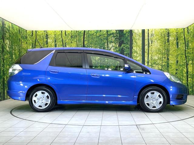 フィットシャトルハイブリッド ハイブリッド　禁煙車　純正ナビ　バックモニター　クルコン　ＥＴＣ　ドラレコ　リモコンキー　オートエアコン　ハーフレザーシート　シートリフター　電動格納ミラー　ヘッドライトレベライザー　バニティミラー（59枚目）