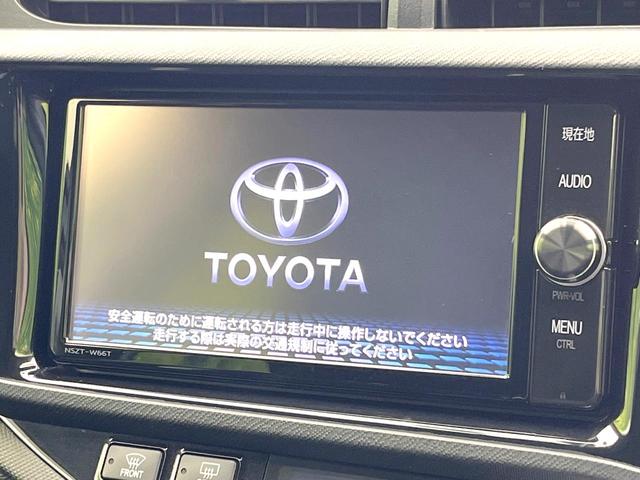 アクア Ｇ　Ｇ’ｓ　純正ＳＤナビ　バックカメラ　衝突被害軽減システム　禁煙車　ハーフレザーシート　ドラレコ　スマートキー　ＬＥＤヘッド　ビルトインＥＴＣ　クルコン　純正１７インチアルミ　オートハイビーム　オートライト（3枚目）