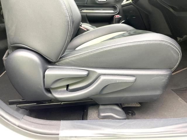 アクア Ｇ　Ｇ’ｓ　純正ＳＤナビ　バックカメラ　衝突被害軽減システム　禁煙車　ハーフレザーシート　ドラレコ　スマートキー　ＬＥＤヘッド　ビルトインＥＴＣ　クルコン　純正１７インチアルミ　オートハイビーム　オートライト（29枚目）