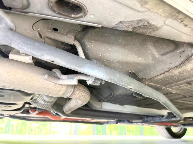 アクア Ｇ　Ｇ’ｓ　純正ＳＤナビ　バックカメラ　衝突被害軽減システム　禁煙車　ハーフレザーシート　ドラレコ　スマートキー　ＬＥＤヘッド　ビルトインＥＴＣ　クルコン　純正１７インチアルミ　オートハイビーム　オートライト（35枚目）