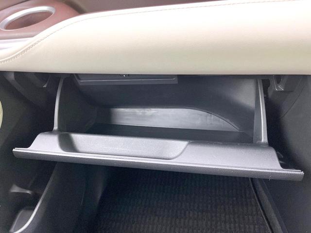 ノア Ｚ　禁煙車　純正１０．５型ナビ　フリップダウンモニター　バックモニター　レーダークルーズ　セーフティセンス　ドラレコ型デジタルミラー　両側パワスラ　ＬＥＤヘッド　ブラウン内装　リアオートエアコン（39枚目）