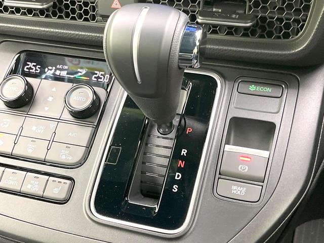 ステップワゴン スパーダ　登録済未使用車　純正１１型ナビ　バックモニター　ホンダセンシング　レーダークルーズ　ＢＳＭ　両側パワスラ　パワーバックドア　シートヒーター　オートエアコン　リアオートエアコン　ハーフレザーシート（21枚目）