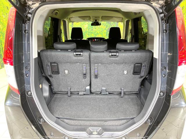 ルーミー カスタムＧ　Ｓ　禁煙車　純正ナビ　バックモニター　スマートアシスト　クルコン　両側パワスラ　ＬＥＤヘッド　オートライト　フォグ　オートエアコン　スマートキー　ドラレコ　ＥＴＣ　アイドリングストップ　電動格納ミラー（10枚目）