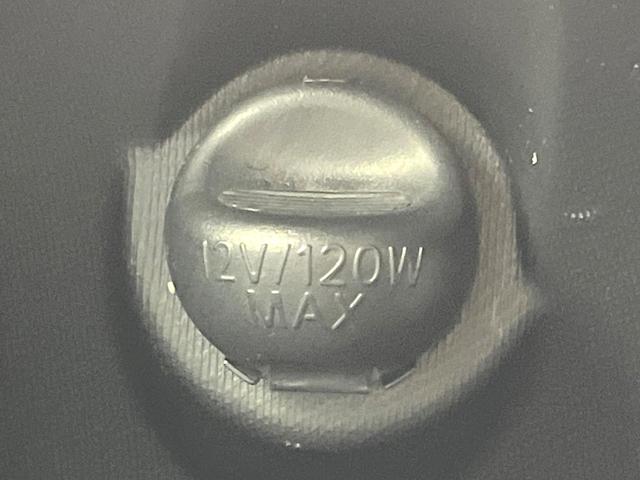 アクア Ｓ　禁煙車　ＳＤナビ　バックモニター　スマートキー　オートライト　シートリフター　ＥＴＣ　ドラレコ　ＯＰ純正１６インチＡＷ　オートエアコン　Ｂｌｕｅｔｏｏｔｈ　電動格納ミラー　シートリフター（49枚目）