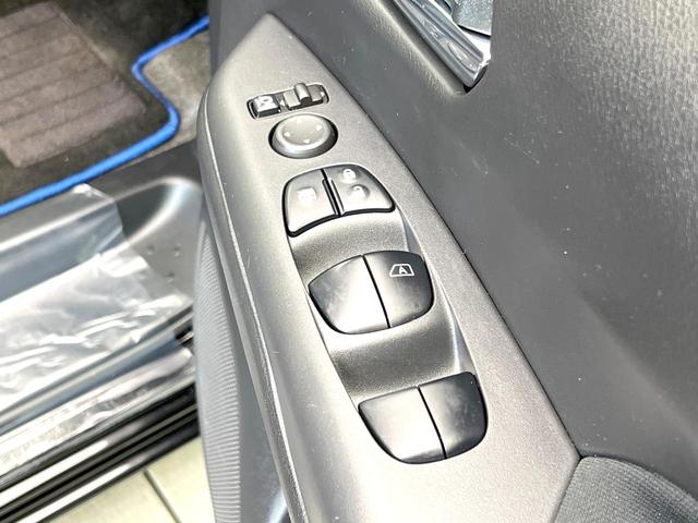 セレナ e-パワー ハイウェイスターV 禁煙車 純正10型ナビ 全方位モニター プロパイロット エマージェンシーブレーキ BSM デジタルミラー 両側パワスラ オートエアコン リアオートエアコン ETC LEDヘッド オートライト フォグ(41枚目)