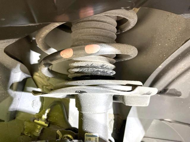 セレナ e-パワー ハイウェイスターV 禁煙車 純正10型ナビ 全方位モニター プロパイロット エマージェンシーブレーキ BSM デジタルミラー 両側パワスラ オートエアコン リアオートエアコン ETC LEDヘッド オートライト フォグ(55枚目)