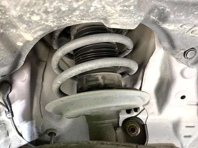 アクア クロスオーバー 純正9型ナビ バックモニター セーフティセンス シートヒーター スマートキー オートエアコン LEDヘッド フォグ オートライト 合皮コンビシート シートリフター ステアリングスイッチ(59枚目)