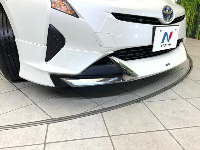 プリウス Ｓ　禁煙車　純正ナビ　バックモニター　モデリスタエアロ　オートエアコン　ＥＴＣ　ＬＥＤヘッド　オートライト　ドラレコ　シートリフター　純正１７インチＡＷ　シートリフター　電動格納ミラー　バニティミラー（5枚目）