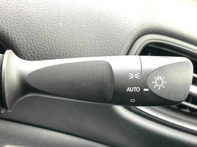 プリウス Ｓ　禁煙車　純正ナビ　バックモニター　モデリスタエアロ　オートエアコン　ＥＴＣ　ＬＥＤヘッド　オートライト　ドラレコ　シートリフター　純正１７インチＡＷ　シートリフター　電動格納ミラー　バニティミラー（40枚目）