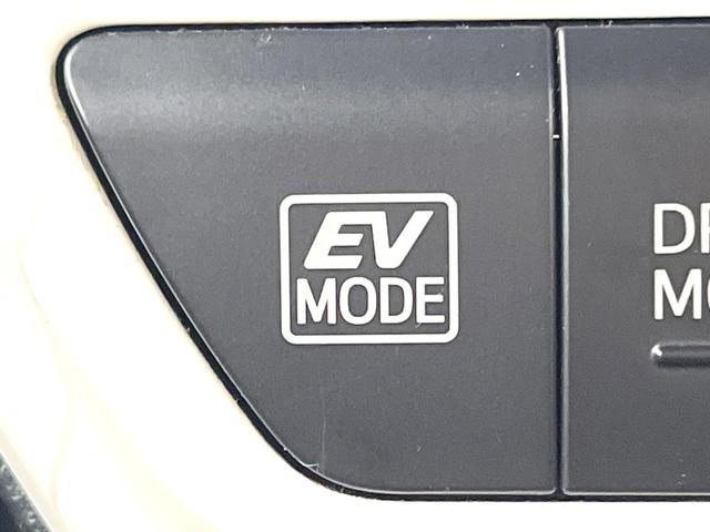 プリウス Ｓ　禁煙車　純正ナビ　バックモニター　モデリスタエアロ　オートエアコン　ＥＴＣ　ＬＥＤヘッド　オートライト　ドラレコ　シートリフター　純正１７インチＡＷ　シートリフター　電動格納ミラー　バニティミラー（42枚目）