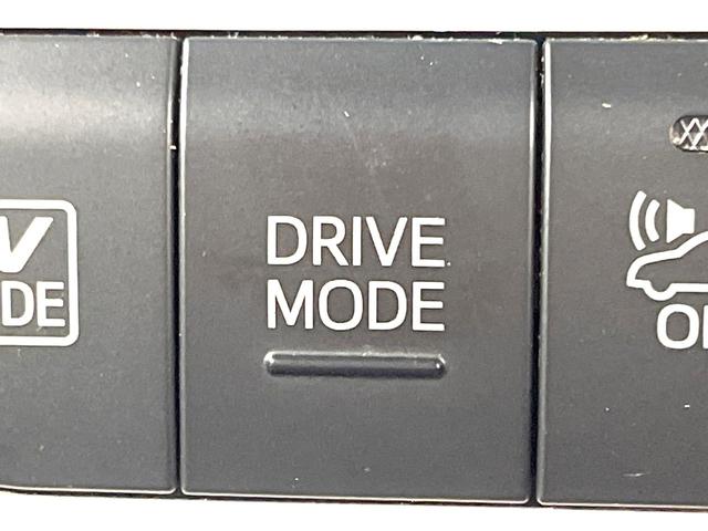 プリウス Ｓ　禁煙車　純正ナビ　バックモニター　モデリスタエアロ　オートエアコン　ＥＴＣ　ＬＥＤヘッド　オートライト　ドラレコ　シートリフター　純正１７インチＡＷ　シートリフター　電動格納ミラー　バニティミラー（43枚目）