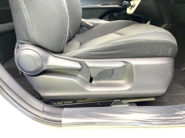 プリウス Ｓ　禁煙車　純正ナビ　バックモニター　モデリスタエアロ　オートエアコン　ＥＴＣ　ＬＥＤヘッド　オートライト　ドラレコ　シートリフター　純正１７インチＡＷ　シートリフター　電動格納ミラー　バニティミラー（48枚目）