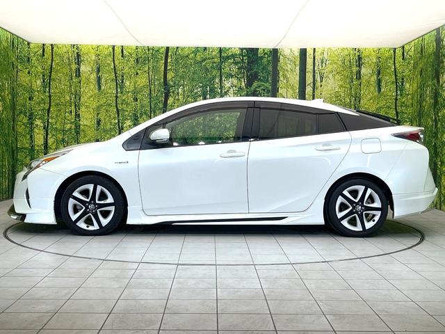プリウス Ｓ　禁煙車　純正ナビ　バックモニター　モデリスタエアロ　オートエアコン　ＥＴＣ　ＬＥＤヘッド　オートライト　ドラレコ　シートリフター　純正１７インチＡＷ　シートリフター　電動格納ミラー　バニティミラー（57枚目）