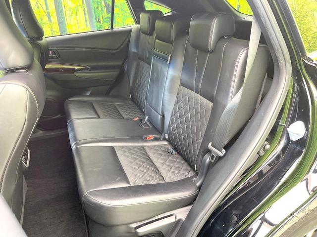 ハリアー プレミアム　禁煙車　メーカーナビ　ＪＢＬサウンド　エアロ　バックモニター　クルコン　パワーバックドア　レーンディパーチャー　ハイビームアシスト　ＬＥＤヘッド　オートライト　オートエアコン　スマートキー　ＥＴＣ（30枚目）