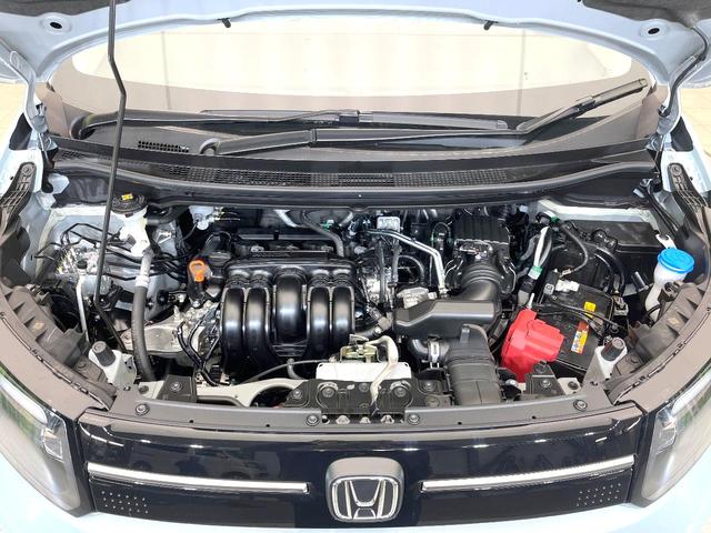 フリード エアー　ＥＸ　登録済未使用車　ホンダセンシング　レーダークルーズ　両側パワスラ　シートヒーター　オートエアコン　ＬＥＤヘッド　オートライト　リアクーラー　シートバックポケット　バニティミラー　電動格納ミラー（18枚目）