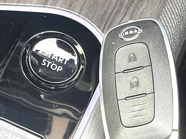 オーラ Ｇ　９０周年記念車　禁煙車　純正９型ナビ　全方位モニター　プロパイロット　ＢＯＳＥサウンド　エマージェンシーブレーキ　デジタルミラー　ツートンカラー　シートヒーター　専用合皮シート　ＥＴＣ　ドラレコ　ＬＥＤヘッド（25枚目）