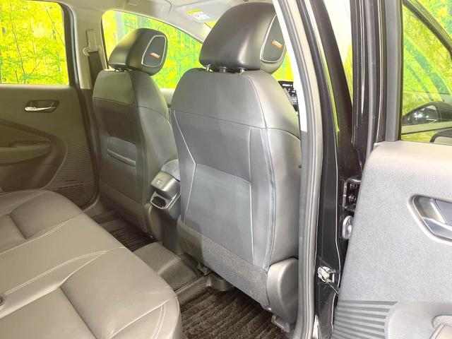 オーラ Ｇ　９０周年記念車　禁煙車　純正９型ナビ　全方位モニター　プロパイロット　ＢＯＳＥサウンド　エマージェンシーブレーキ　デジタルミラー　ツートンカラー　シートヒーター　専用合皮シート　ＥＴＣ　ドラレコ　ＬＥＤヘッド（33枚目）