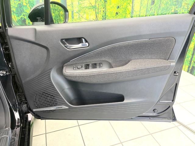 オーラ Ｇ　９０周年記念車　禁煙車　純正９型ナビ　全方位モニター　プロパイロット　ＢＯＳＥサウンド　エマージェンシーブレーキ　デジタルミラー　ツートンカラー　シートヒーター　専用合皮シート　ＥＴＣ　ドラレコ　ＬＥＤヘッド（37枚目）