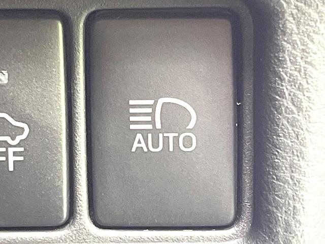 C-HR G LEDエディション 禁煙車 モデリスタエアロ 純正9型ナビ バックモニター セーフティセンス レーダークルーズ ETC ドラレコ シートヒーター LEDヘッド フォグ オートライト オートエアコン スマートキー(50枚目)