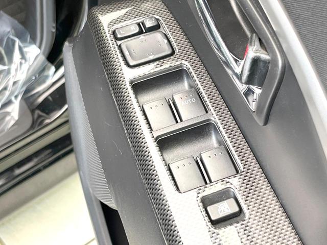 プレマシー 20S 禁煙車 SDナビ バックモニター 両側パワースライドドア ETC スマートキー HIDヘッド オートライト フォグ アイドリングストップ オートエアコン シートリフター スペアタイヤ(36枚目)