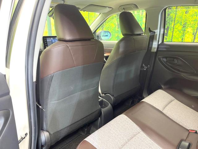 ヤリスクロス ハイブリッドZ 禁煙車 純正8型ディスプレイ 全方位モニター セーフティセンス レーダークルーズ BSM CD/DVDデッキ シートヒーター 電動リアゲート ハーフレザーシート ETC ドラレコ オートエアコン(32枚目)