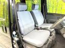 ハイゼットカーゴ デッキバンＧ　禁煙車　オーディオ　ＭＴ車　ドラレコ　ヘッドライトレベライザー　プライバシーガラス　スライドドア　パワーウィンドウ　ドアポケット（8枚目）