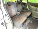 後部座席も気になるようなキズ・汚れやへたり等、大きなダメージはなく、良好な状態です。