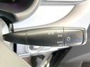 ベースグレード　禁煙車　メモリーナビ　両側電動スライドドア　バックカメラ　ドラレコ　スマートキー　ＨＩＤヘッドライト　オートライト　革巻きステアリング　ステアリングスイッチ　オートエアコン　ＣＤ／ＤＶＤ再生　フルセグ（52枚目）