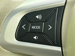 【ステアリングスイッチ】運転中、前方から目線をそらすことなく、オーディオ等の操作が可能な便利機能！安心＆快適なドライブを演出してくれます♪ 6