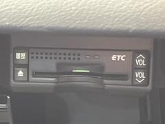 【ＥＴＣ】高速道路の料金所をストレスなく通過！話題のスポットやサービスエリアに多い「スマートIntercooler」利用時は必須のアイテムです。当店でセットアップを実施、ご納車当日からすぐにご利用いただけます！ 3