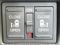 ��ξ¦�ѥ���饤�ɥɥ��ۥ��ޡ��ȥ����䱿ž�ʤΥ����å��Ǹ���ξ¦���饤�ɥɥ��γ��Ĥ���ǽ����ư�������Ϥ�����ƥɥ��򳫤���ɬ�פ�̵���������ʤ����ͤǤ��ñ�˳����Ĥ�Ǥ���Ŭ�Ǥ��� 5