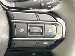 �ڥ����ץƥ��֥��롼������ȥ�����۹�®ƻϩ�Ǥ�Ĺ��Υ���Ԥ��ڤˡ�����ư��®�٤��ݤĥ��롼������ȥ����뤬�����ͷڸ������ƥ��Ϣ�Ȥ��������μ�ξ���Τ��Ƽִ֤��ݤĤ褦��®��Ĵ�ᤷ�Ƥ���ޤ����� 4