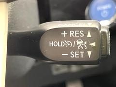 �ڥ졼�������롼������ȥ�����۹�®ƻϩ�Ǥ�Ĺ��Υ���Ԥ��ڤˡ�����ư��®�٤��ݤĥ��롼������ȥ����뤬�����ͷڸ������ƥ��Ϣ�Ȥ��������μ�ξ���Τ��Ƽִ֤��ݤĤ褦��®��Ĵ�ᤷ�Ƥ���ޤ����� 7