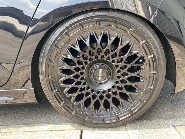 ゴルフ Ｒ　エンブレムＢ　ナンバー枠同色ペイント　車庫調整サスペンション　ＥＩＢＡＣＨ　ＥＳＣキャンセラー　Ｒｏｔｉｆｏｒｍ　Ｗｈｅｅｌ１９インチ　ドライブレコーダー　レーダー（15枚目）