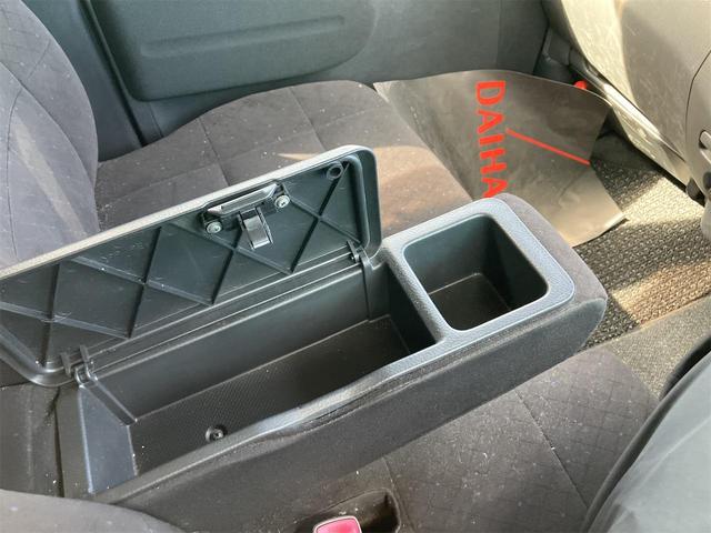 タント カスタムＸ　メモリーナビ　フルセグＴＶ　バックカメラ　キーレス　ドアバイザー　フロアマット　アルミホイール　ウインカーミラー　　エアコン　パワーステアリング　パワーウインドウ（26枚目）