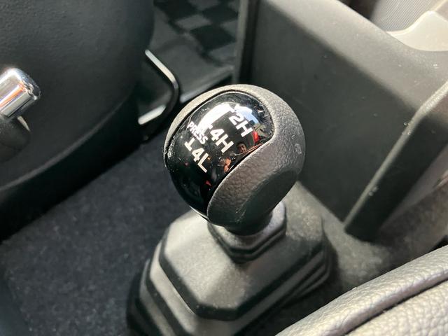 ジムニーシエラ ＪＣ　パートタイム４ＷＤ　ＨＫＳマフラー　ミリタリーグリル　純正ＯＰアンダーガーニッシュ／シートカバー／シートカバー／マッドフラップ　８インチナビＴＶ　バックカメラ　ＥＴＣ　ワンオーナー禁煙記録簿（28枚目）