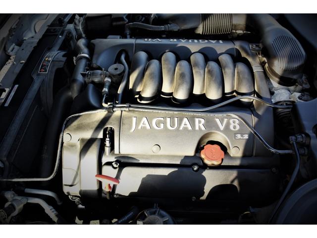 ＸＪ ＸＪ　スポーツ３．２－Ｖ８　希少グレード　フルノーマル車　黒革シート　純正１８インチ（33枚目）