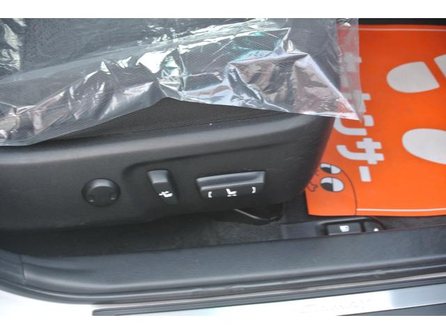 カムリ ハイブリッド　Ｇパッケージ　スピンドルグリルフルエアロ割れ無しテイン車高調１９ＡＷ（13枚目）