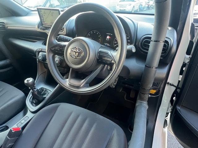 ヤリス カップカー 専用チューニング ロールケージ/専用サスペンション/6点式シートベルト/GAZOOレーシングレコーダー/水冷式オイルクーラー/エンジンタグ付き(2枚目)