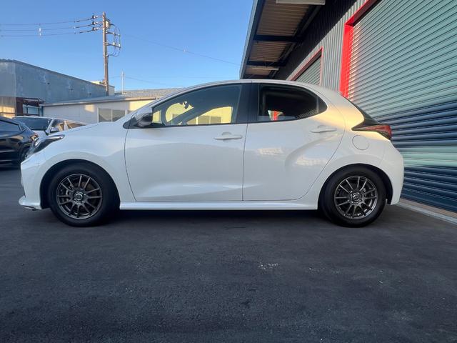 ヤリス カップカー 専用チューニング ロールケージ/専用サスペンション/6点式シートベルト/GAZOOレーシングレコーダー/水冷式オイルクーラー/エンジンタグ付き(7枚目)