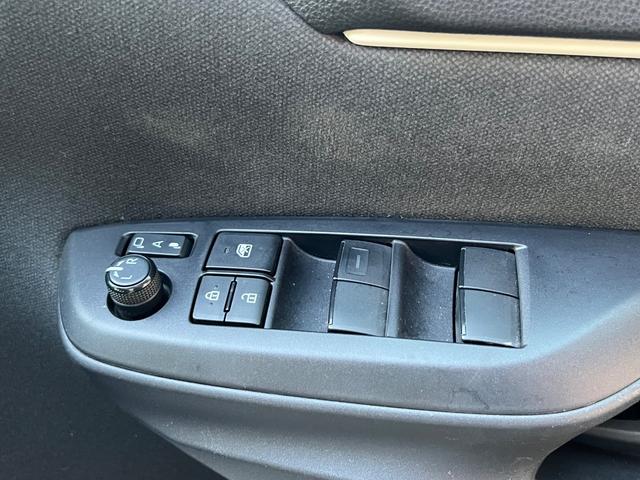 ヤリス カップカー 専用チューニング ロールケージ/専用サスペンション/6点式シートベルト/GAZOOレーシングレコーダー/水冷式オイルクーラー/エンジンタグ付き(23枚目)