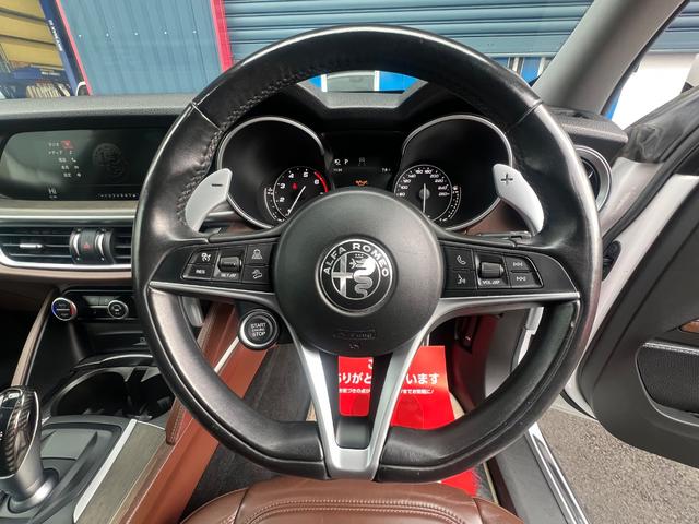 ステルヴィオ ファーストエディション　４００台限定車／ターボ／２８０ＰＳ／ｈａｒｍａｎｋａｒｄｏｎサウンド／茶レザーシート／パワーバックドア／シートヒーター／ディスプレイオーディオ／バックカメラ／前後ドラレコ（39枚目）