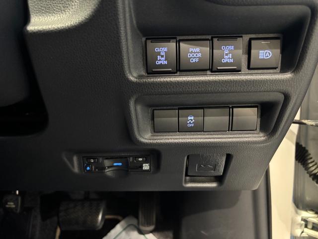 シエンタ ハイブリッドＺ　純正１０型ナビ　ハンズフリー両側電動ドア　前席シートヒーター　ステアリングヒーター　レーダークルーズコントロール　ブラインドスポットモニター　ＬＥＤヘッドライト　ＥＴＣ２．０　セーフティセンス（29枚目）