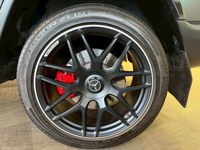 Gクラス G63 AMGレザーエクスクルーシブパッケージ 艶消しブラックラッピング(14枚目)