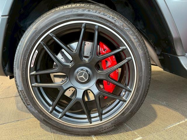 Gクラス G63 AMGレザーエクスクルーシブパッケージ 艶消しブラックラッピング(16枚目)